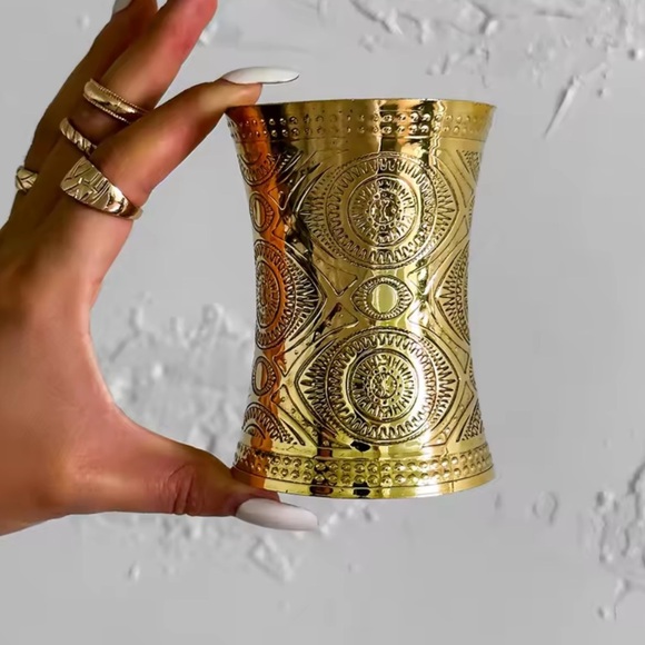 Egypt style klopa Cleopatra Engraved Cuff Bracelet - Picture 5 of 13